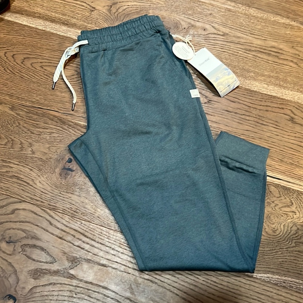 Brand new with tags, Vuori Performance jogger size small. Color is Lake Heather.